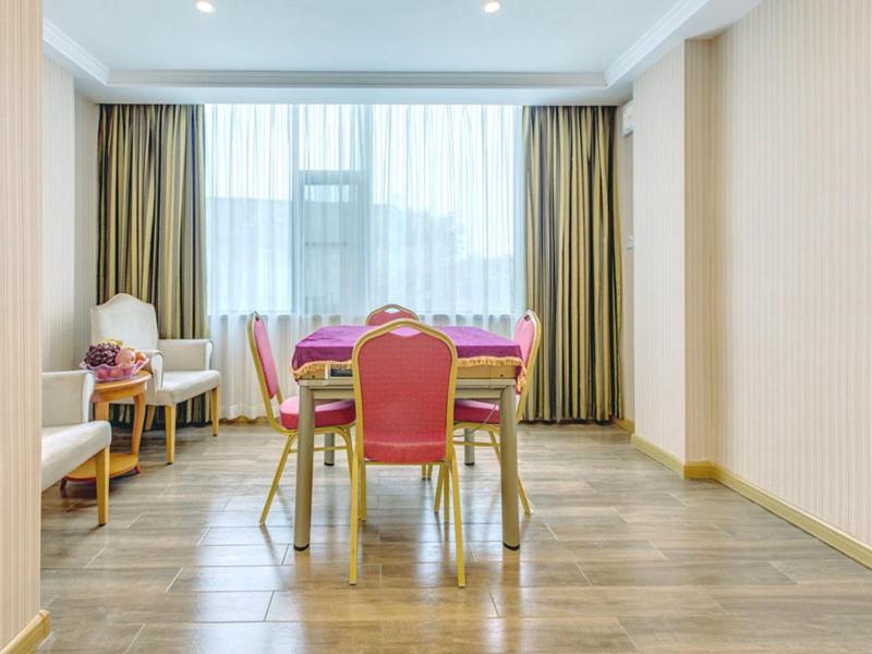 Vienna Hotel Guilin Airport Road Rongshan Buitenkant foto